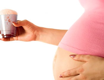 Кислородный коктейль: почему он необходим при беременности?